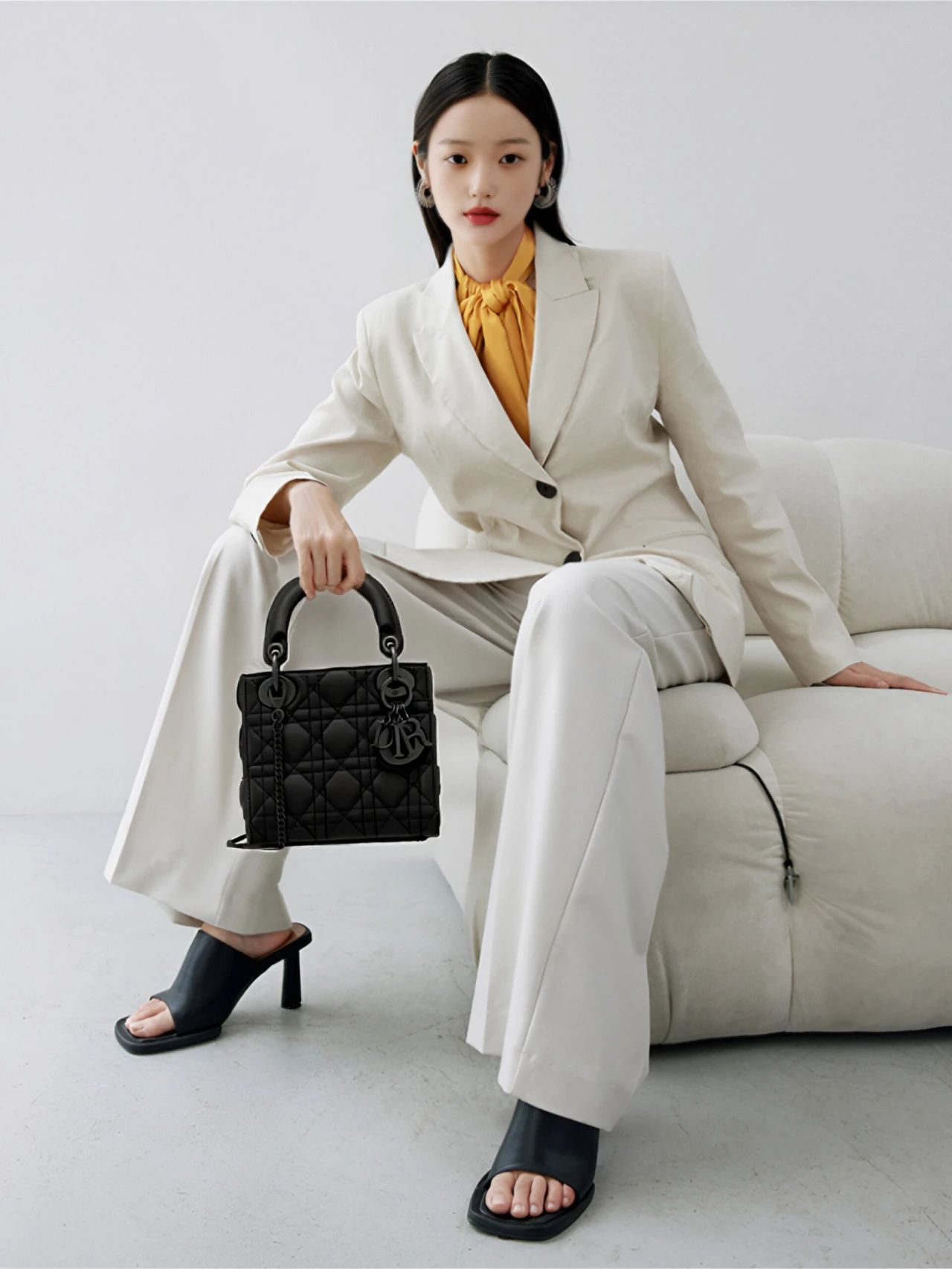 电商神器,一个能做带货商品图、文案,还能去水印的,一站式服务AI工具(建议收藏)