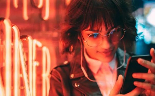 利用信息差的偏门赚钱路子!