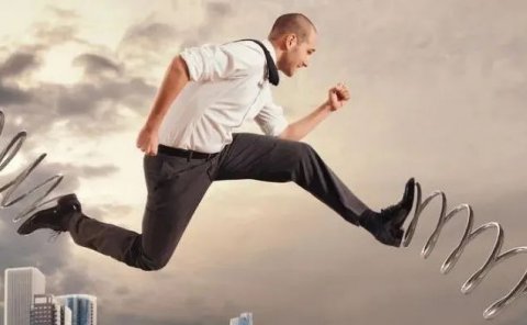 工作没有前途,创业没有条件,如何开展副业实现月入过万?