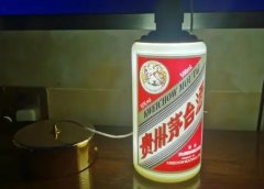 旧酒瓶回收加工改造:日赚一两千的冷门生意!