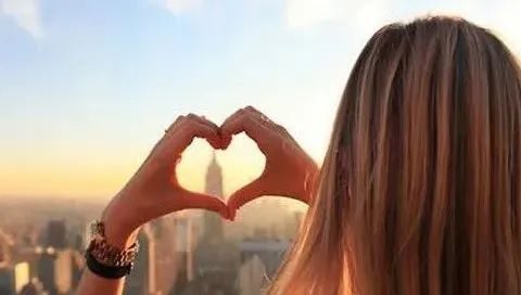 情感副业月入10000+