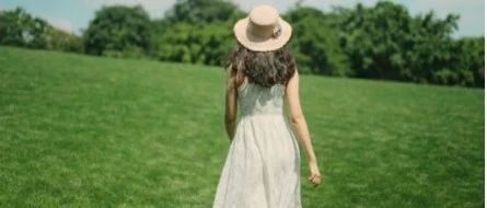 1分钟学会利用手机剪映app让人物走进视频画面里!简单易学,快速上手