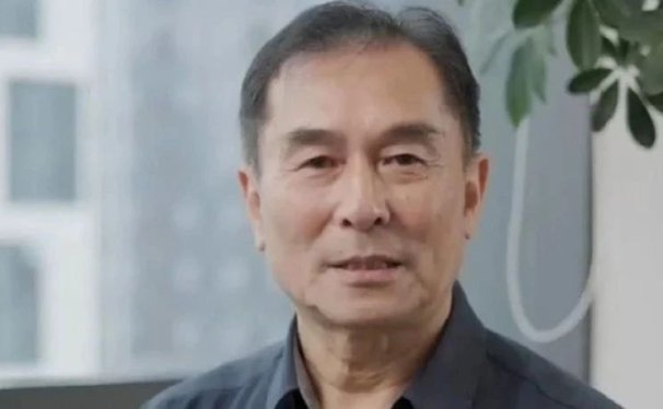 一大批AI数字人涌入,8个视频就能收入十几万!做法超简单,附详细实操!