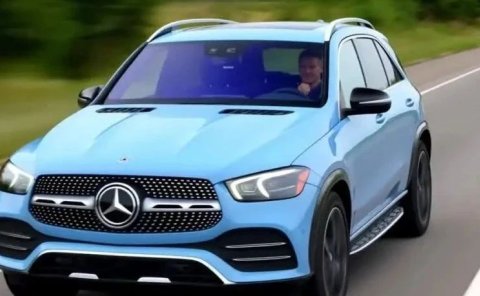 腾讯悄悄搞了件大事,130亿参数混元AI视频大模型,一镜到底超的视频级流畅,现在开源免费用